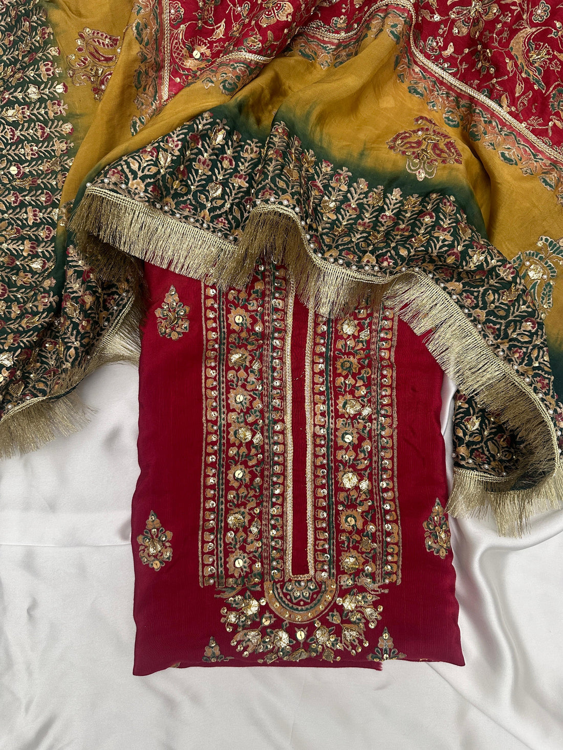 Zarq Gulnar – Handcrafted Raw Silk Set